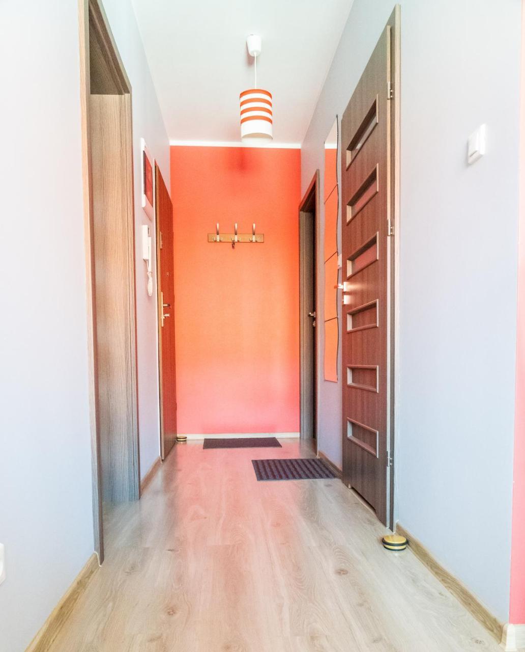 Apartament Widok Cieplice Apartment Jelenia Gora Bagian luar foto