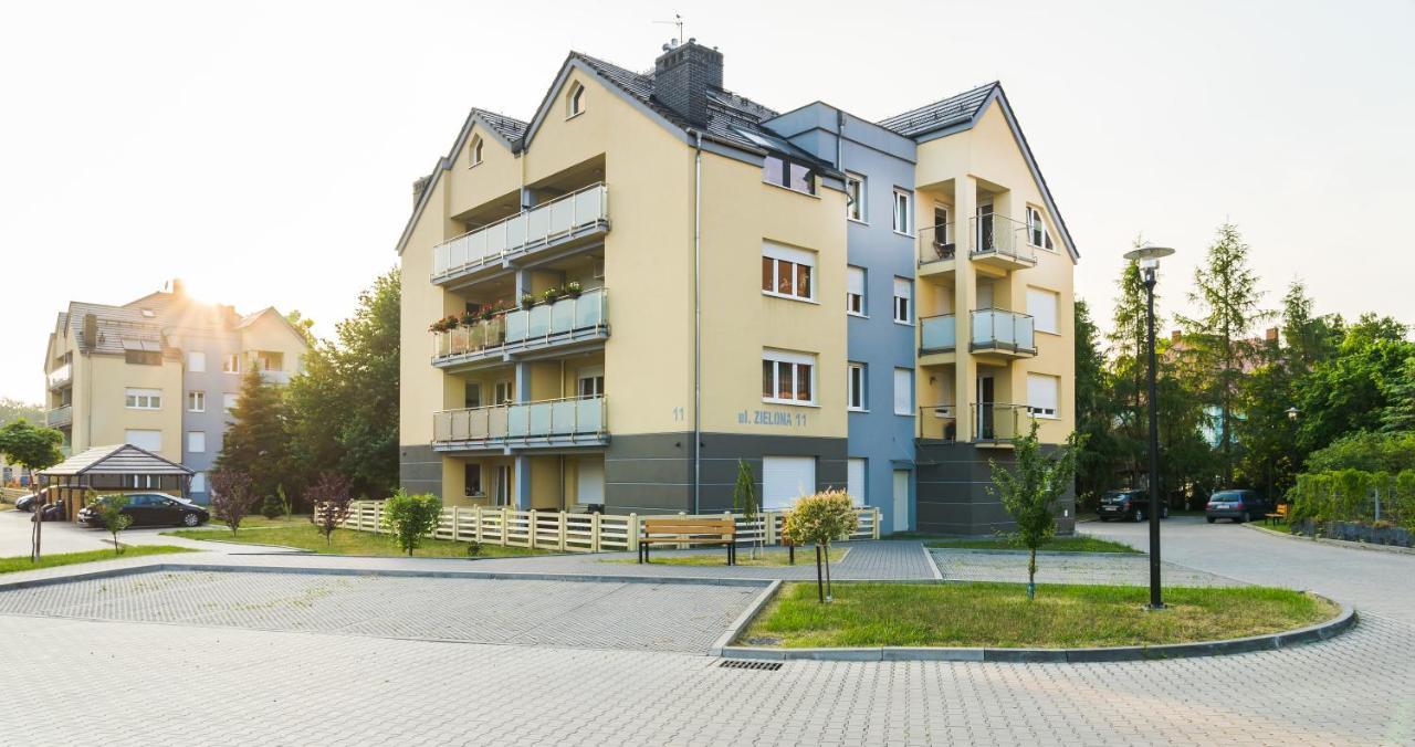 Apartament Widok Cieplice Apartment Jelenia Gora Bagian luar foto